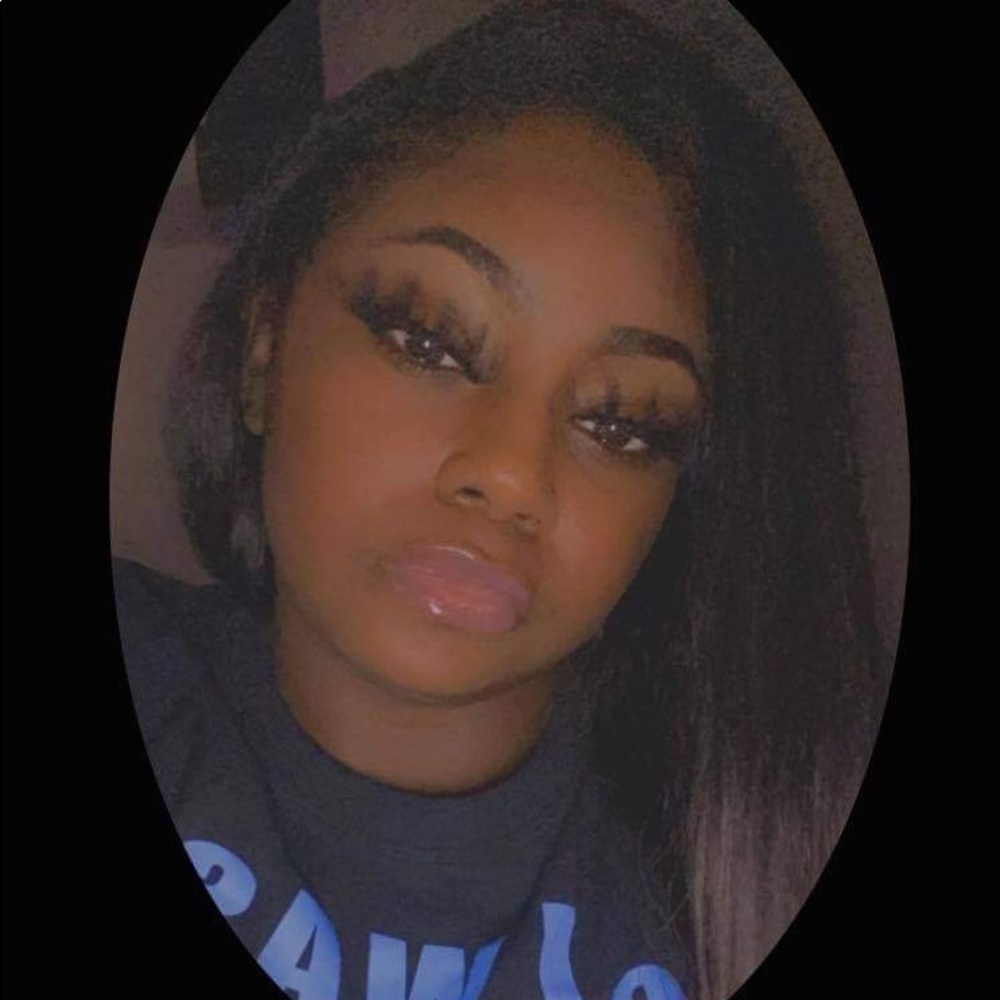 Meet your Posher, Brianna
